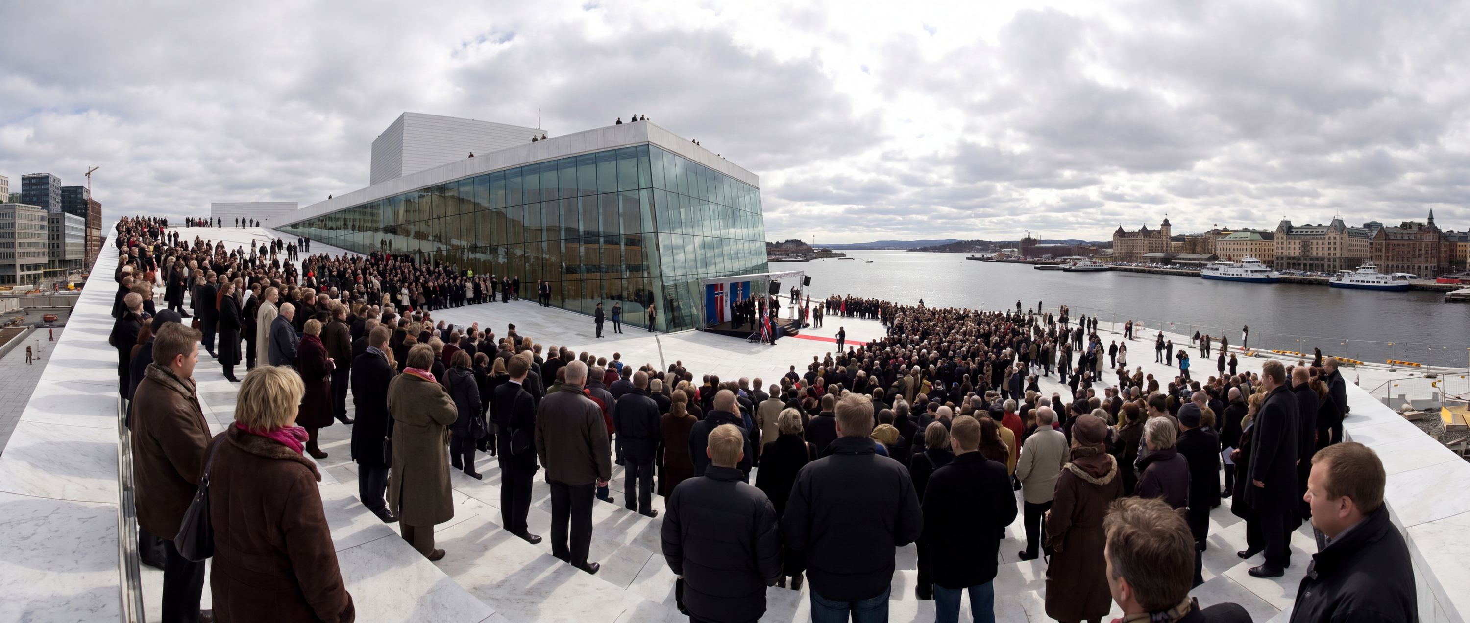 360° scene from Opening of the Oslo Opera House